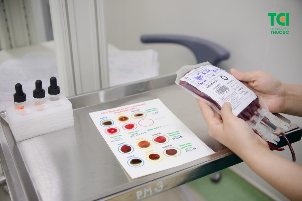 Cân não ca phẫu thuật bóc tách các khối u xơ tử cung lớn đường kính 15cm - 2 Cân não ca phẫu thuật bóc tách các khối u xơ tử cung lớn đường kính 15cm - 2