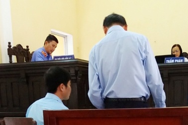 Trụ sở tiền tỷ xây xong bỏ hoang: Hoãn tòa vì đại diện UBND TX Vĩnh Châu... "bí" câu trả lời!