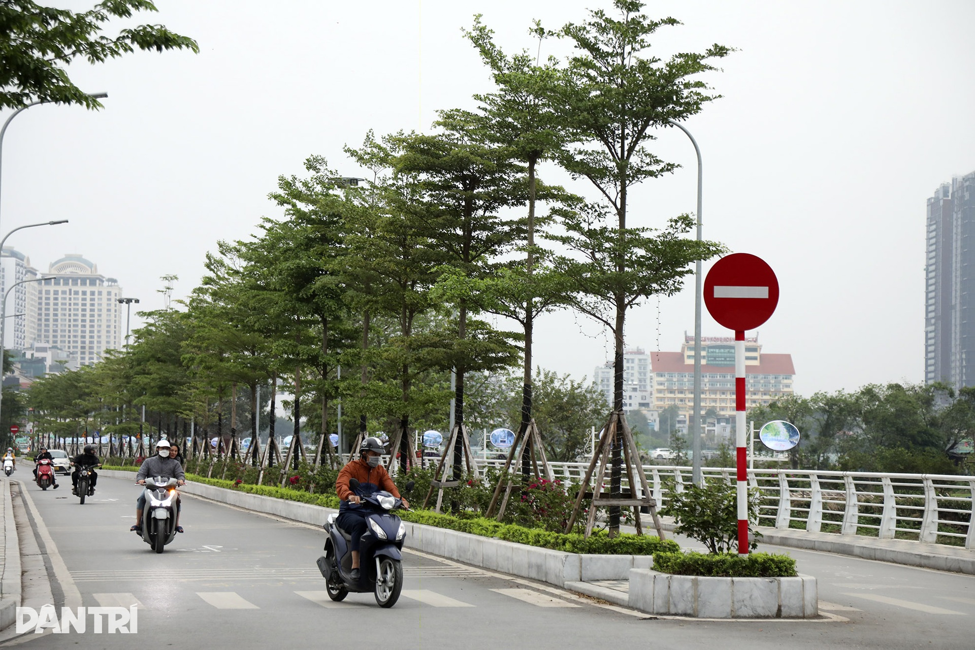 Hà Nội: Phố đi bộ xa trung tâm ế ẩm, vắng khách - 9 Hà Nội: Phố đi bộ xa trung tâm ế ẩm, vắng khách - 9