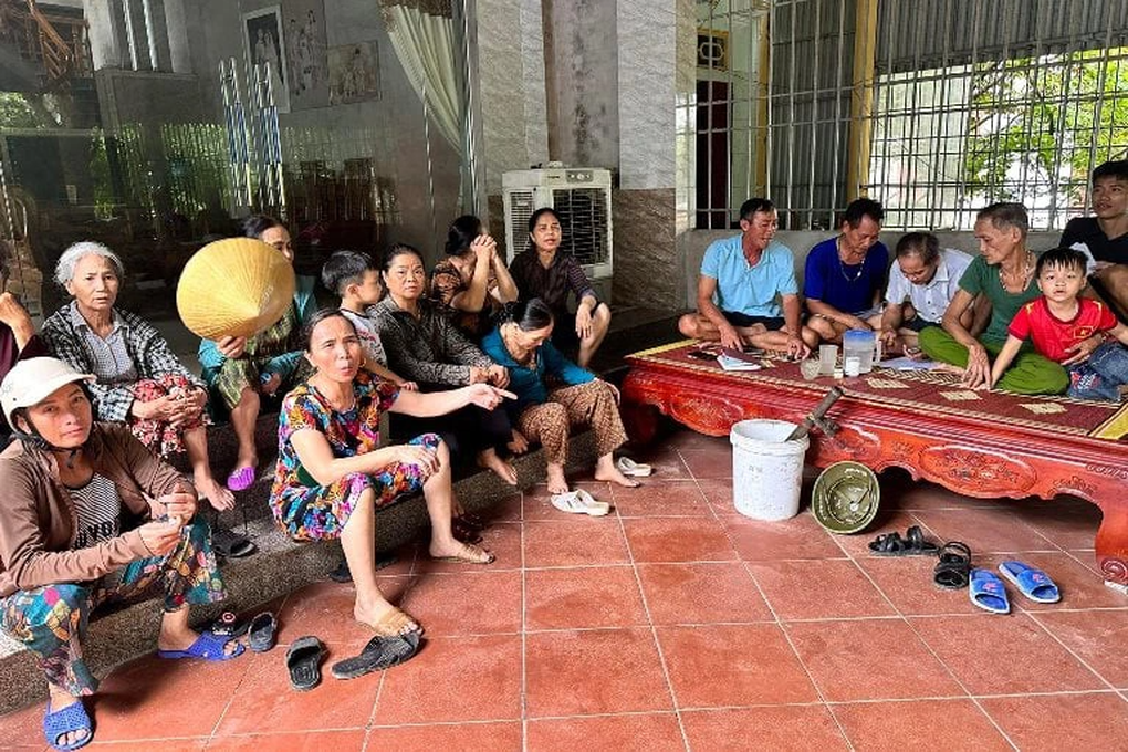 Công an thông tin vụ hàng trăm người kêu cứu vì vỡ hụi - 1 Công an thông tin vụ hàng trăm người kêu cứu vì vỡ hụi - 1
