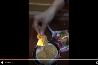 Vụ clip mì Hảo Hảo cháy như cao su: Đại diện Acecook lên tiếng