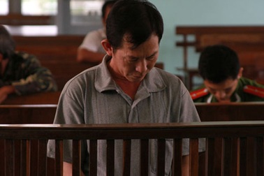 Giết vợ rồi xâm hại thi thể