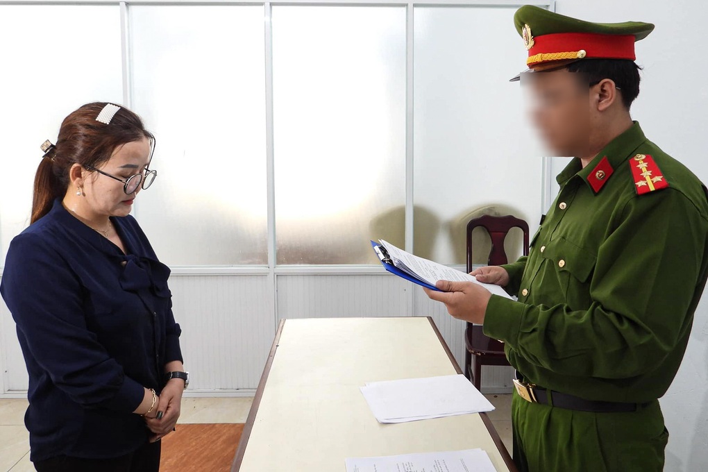 Yêu nhầm người phụ nữ lừa đảo, tiền mất tình cũng tan - 1 Yêu nhầm người phụ nữ lừa đảo, tiền mất tình cũng tan - 1