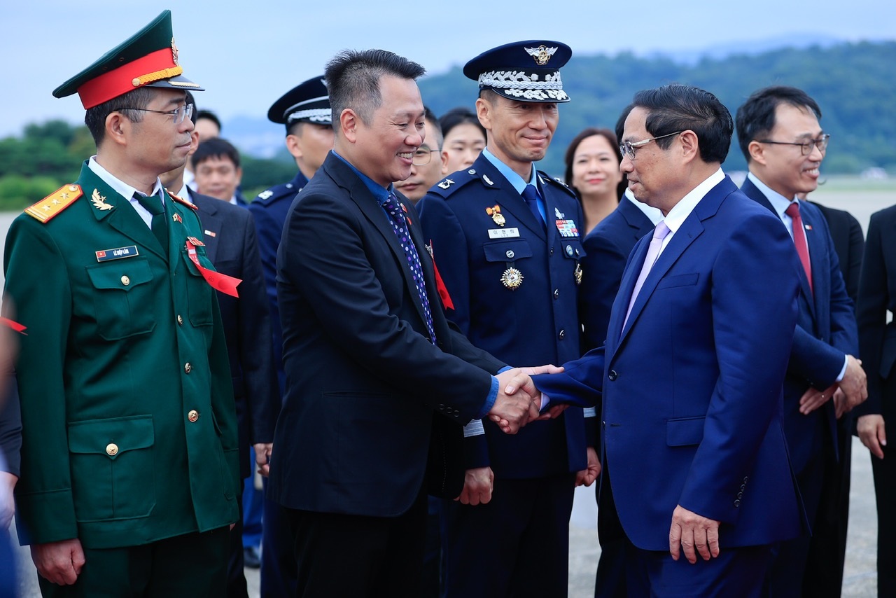 View - Lễ đón Thủ tướng Phạm Minh Chính thăm chính thức Hàn Quốc | Báo Dân trí