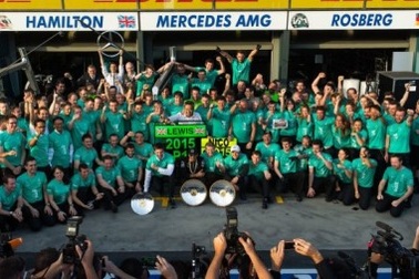 F1 2015: Mercedes-AMG lần thứ hai liên tiếp lên ngôi