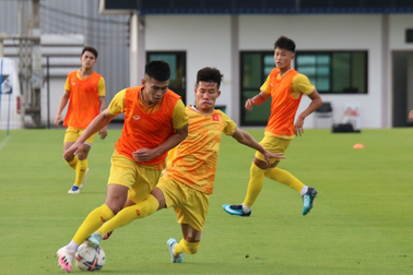 U23 Việt Nam đấu tập nội bộ với U23 Bahrain tại Thái Lan