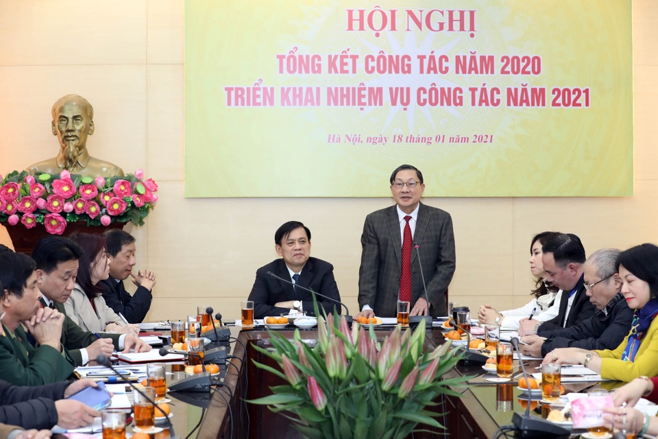 Hỗ trợ hơn 994.000 người có công và thân nhân gặp khó do Covid-19 - 3 Hỗ trợ hơn 994.000 người có công và thân nhân gặp khó do Covid-19 - 3