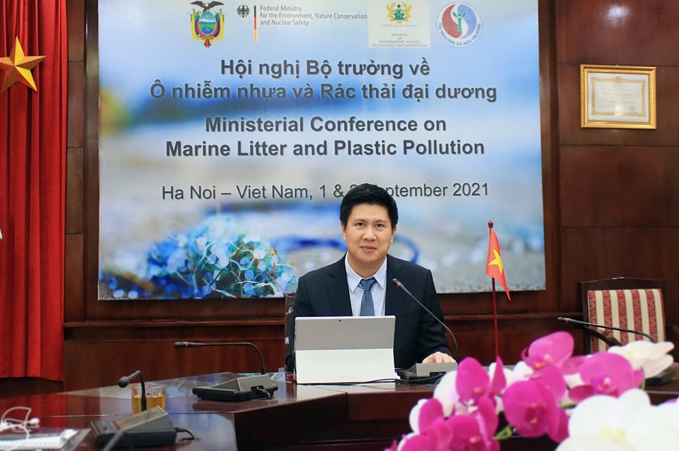Ô nhiễm nhựa, rác thải đại dương đang trở thành vấn đề cấp bách toàn cầu - 1 Ô nhiễm nhựa, rác thải đại dương đang trở thành vấn đề cấp bách toàn cầu - 1