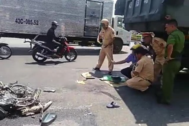 Hiện trường vụ tai nạn giao thông giữa xe tải và xe máy