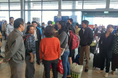 Hải Phòng: Hàng trăm hành khách bị hủy bay do sân bay Tân Sơn Nhất quá tải