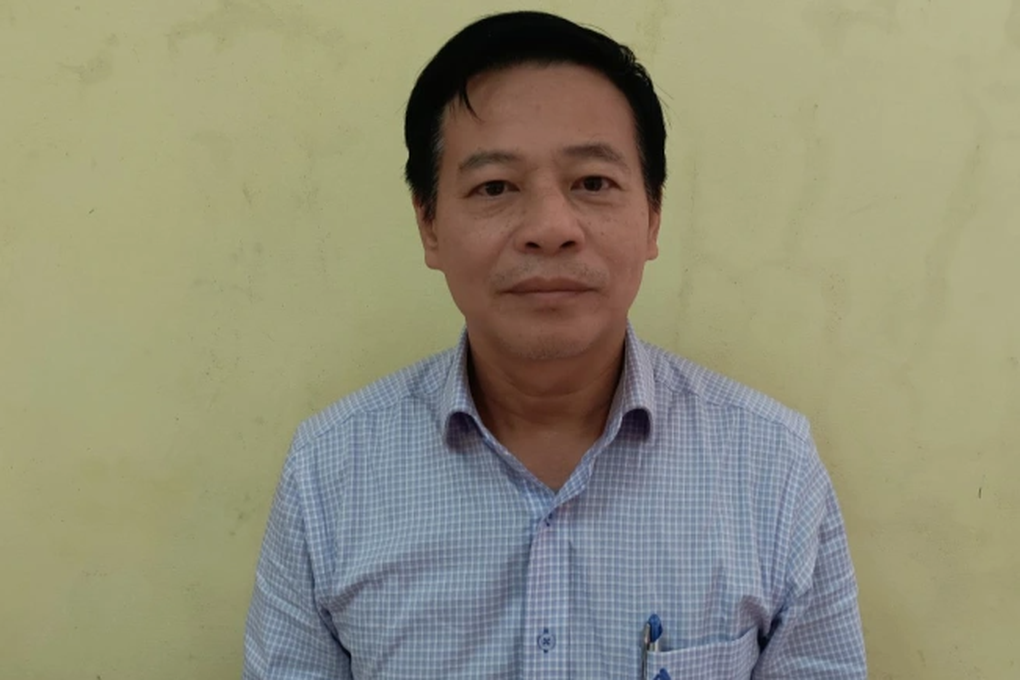 Khởi tố dàn lãnh đạo, nhân viên Trung tâm đăng kiểm 29-01V ở Hà Nội - 2 Khởi tố dàn lãnh đạo, nhân viên Trung tâm đăng kiểm 29-01V ở Hà Nội - 2