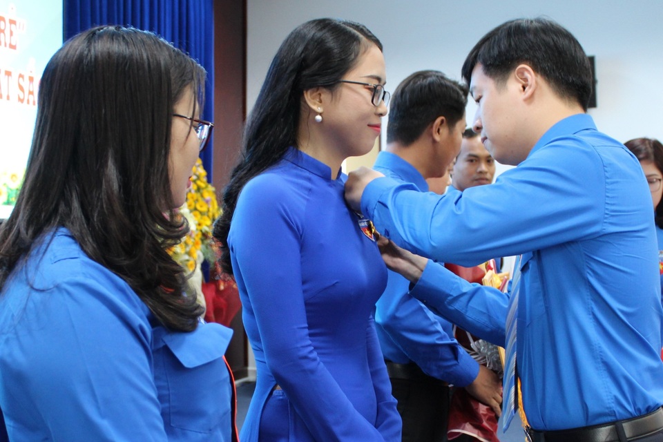 Cần lắng nghe thanh niên nói, động viên thanh niên làm - 1 Cần lắng nghe thanh niên nói, động viên thanh niên làm - 1
