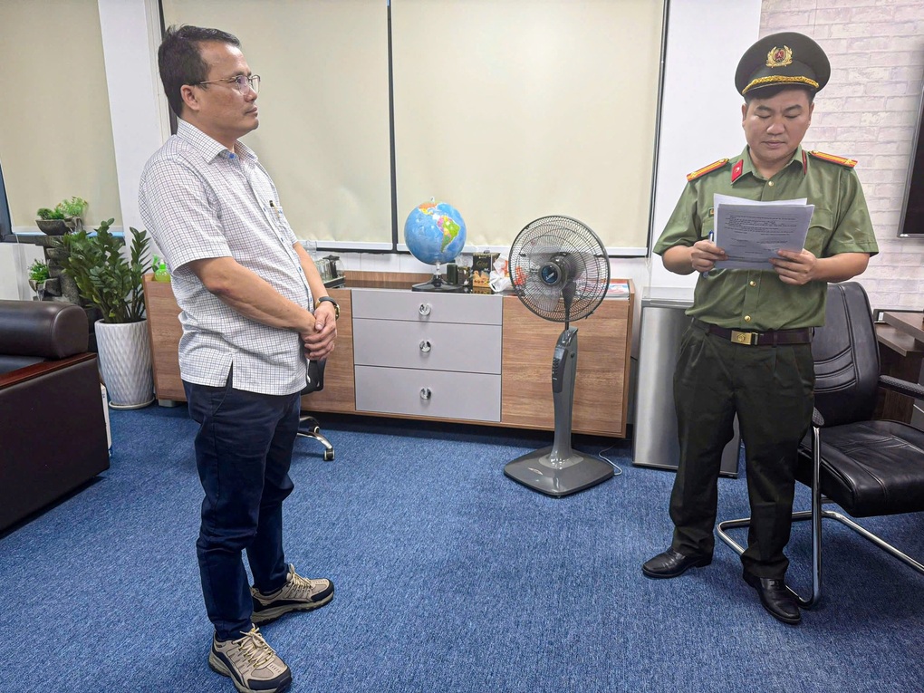 Khởi tố 24 bị can liên quan đến lừa đảo đầu tư tiền ảo - 2 Khởi tố 24 bị can liên quan đến lừa đảo đầu tư tiền ảo - 2