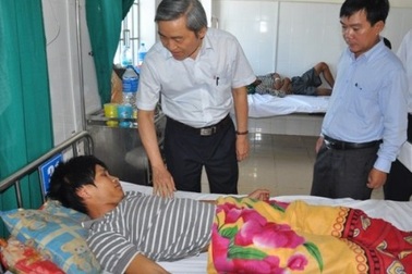 Hai ngư dân bị kiểm ngư Trung Quốc đánh: Trở về tay không!