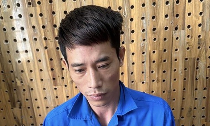 Đàm Văn Tuyên tại cơ quan công an