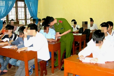 Cướp tài sản của bạn học cùng lớp có bị xử lý hình sự?