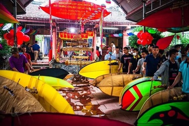 Lễ hội thi thả diều "ngàn năm tuổi" ở làng Bá Dương Nội mở rộng quy mô