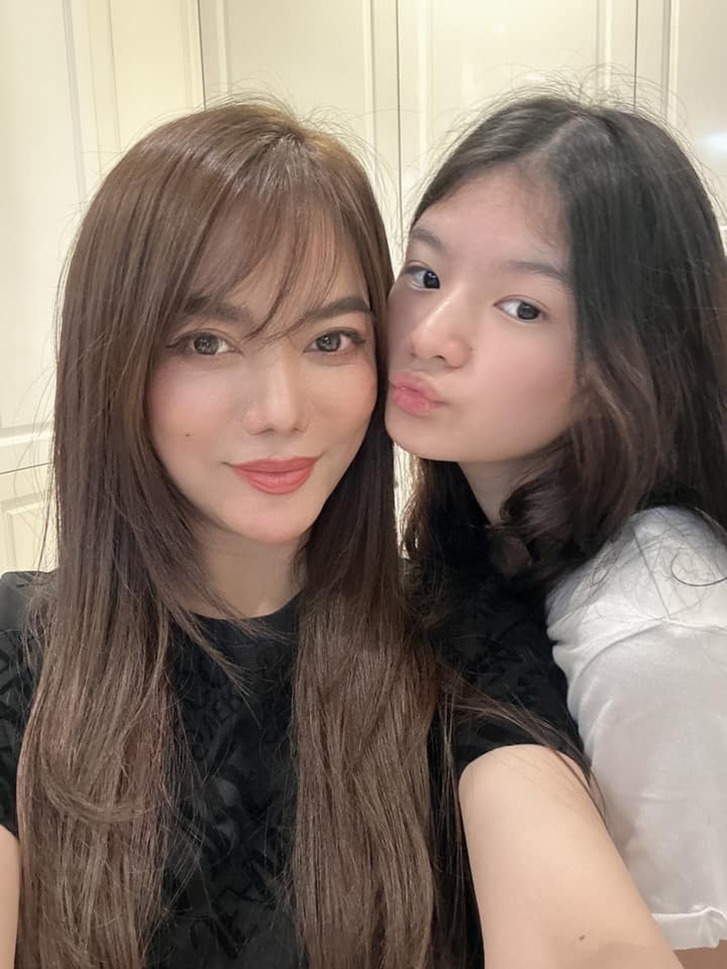 Trương Ngọc Ánh tiết lộ về con gái 16 tuổi xinh đẹp, không muốn vào showbiz - 2 Trương Ngọc Ánh tiết lộ về con gái 16 tuổi xinh đẹp, không muốn vào showbiz - 2