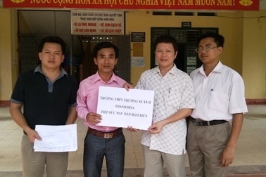 Nhiều trường học và người dân xứ Thanh hướng về biển đảo quê hương