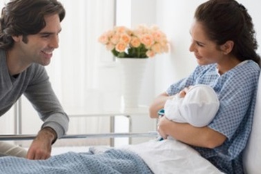 Tôi chăm nhân tình của chồng đẻ 3 tháng trời mà không hề biết