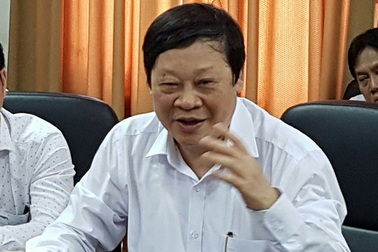 Bộ trưởng Y tế không nói gì về việc em chồng làm ở Pharma