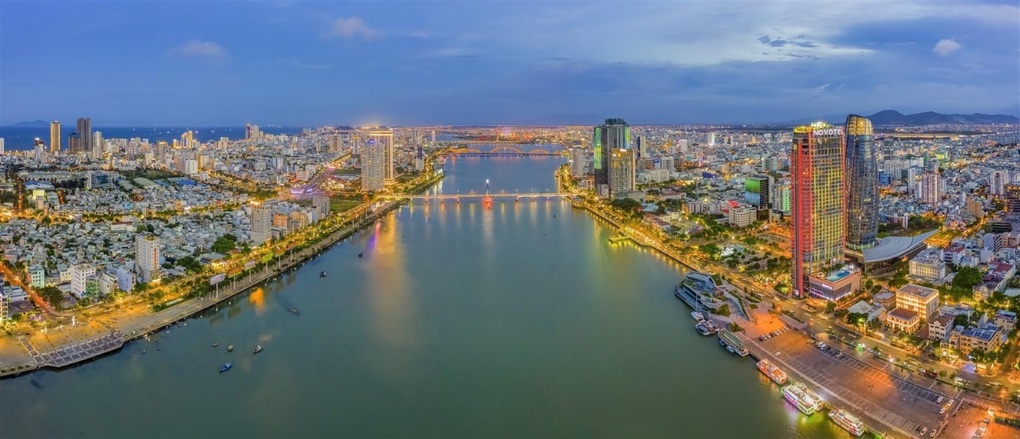 Cú hích bên bờ sông Hàn nâng tầm diện mạo Đà Nẵng - 3 Cú hích bên bờ sông Hàn nâng tầm diện mạo Đà Nẵng - 3