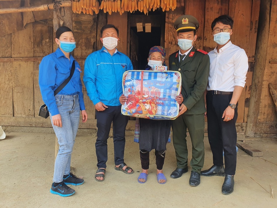 Chàng sinh viên Học viện An ninh, Mùa A Sinh: Niềm tự hào của bản làng - 4 Chàng sinh viên Học viện An ninh, Mùa A Sinh: Niềm tự hào của bản làng - 4