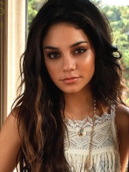 Vanessa Hudgens: Ngượng vì lộ ảnh “hot”