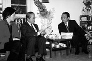 Kỳ cuối: "Theo dấu các văn hóa cổ" và Giải thưởng Hồ Chí Minh