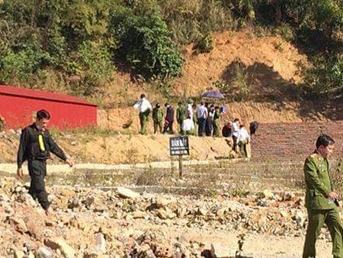 Cái chết của đứa con lưu lạc: Thi thể bí ẩn dưới đống gạch - 2 Cái chết của đứa con lưu lạc: Thi thể bí ẩn dưới đống gạch - 2