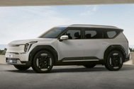 Kia EV9 ra mắt, mẫu SUV 3 hàng ghế hiếm hoi trên thị trường xe điện