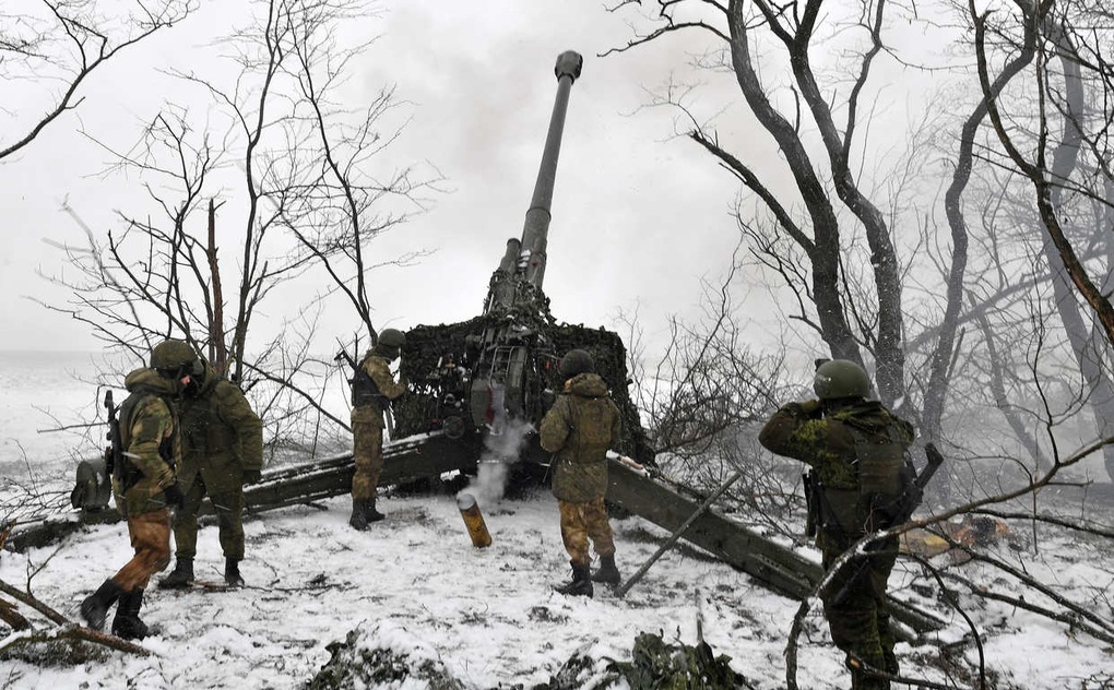 Nga càn quét buộc Ukraine rút quân, Bakhmut thứ hai bên bờ vực sụp đổ - 1