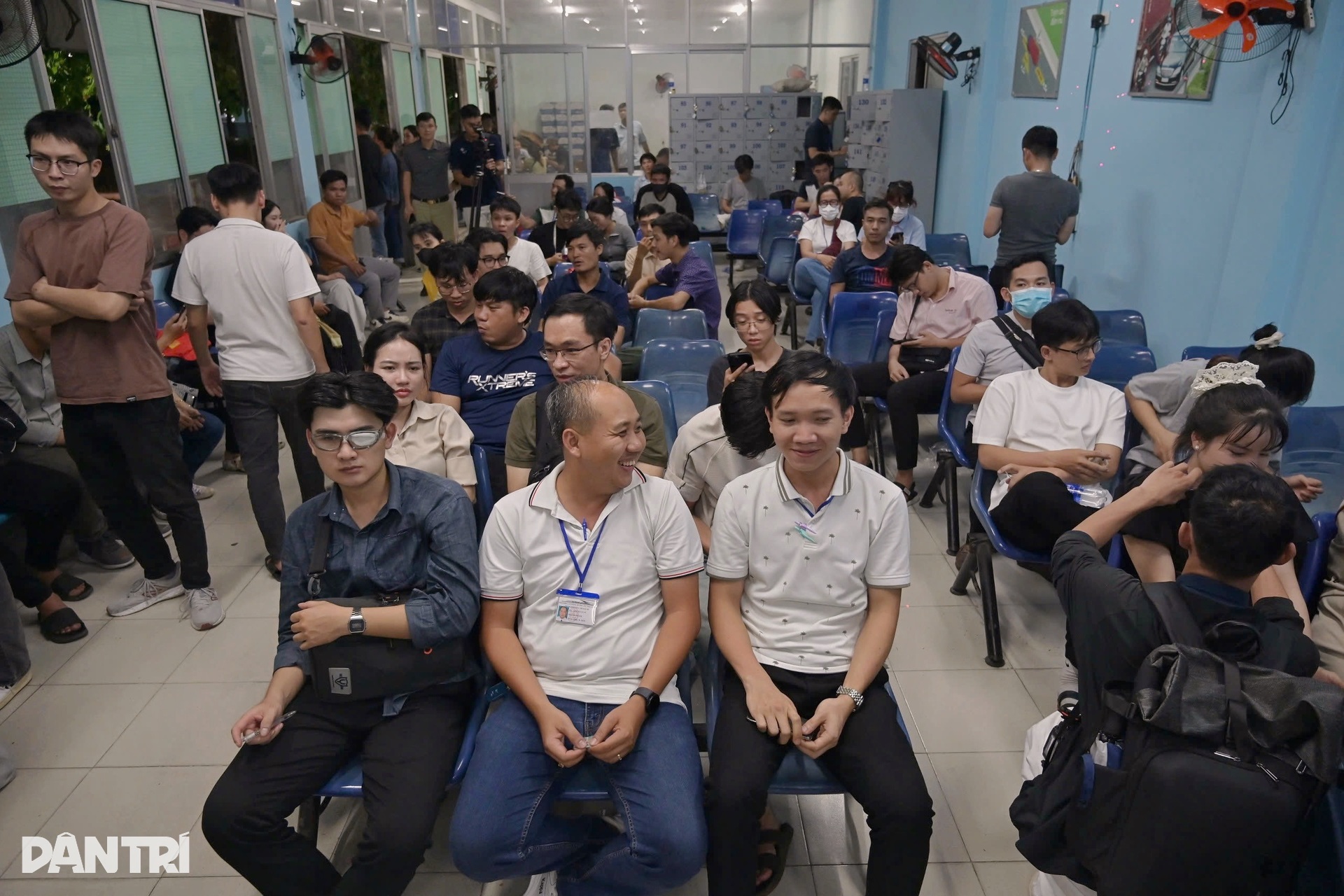 Sát hạch giấy phép lái xe nhộn nhịp đến nửa đêm ở TPHCM - 2 Sát hạch giấy phép lái xe nhộn nhịp đến nửa đêm ở TPHCM - 2