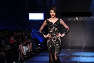 Ngọc Quyên bí ẩn với sắc đen 