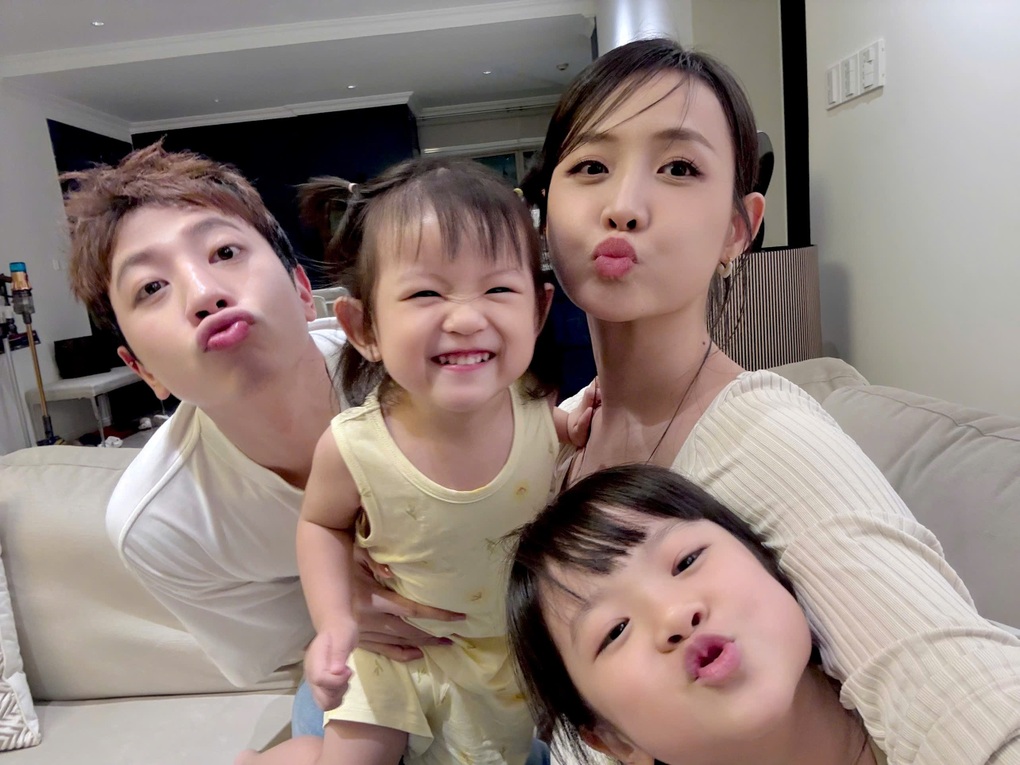 Á hậu Trương Mỹ Nhân tiết lộ lý do chia tay rồi quay lại với chồng kém tuổi - 3 Á hậu Trương Mỹ Nhân tiết lộ lý do chia tay rồi quay lại với chồng kém tuổi - 3