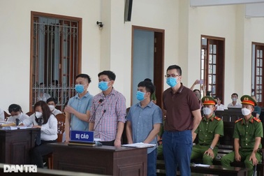 Y án sơ thẩm Trương Châu Hữu Danh và nhóm "Báo sạch"