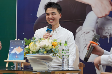 Sách của hot TikToker Tun Phạm bị kêu gọi tẩy chay vì hạ thấp phụ nữ