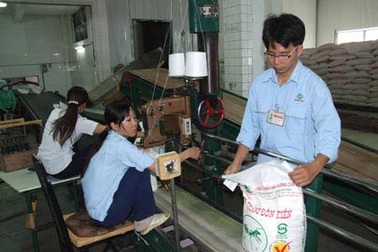 Kinh hãi công nghệ biến đường trắng thành đường vàng