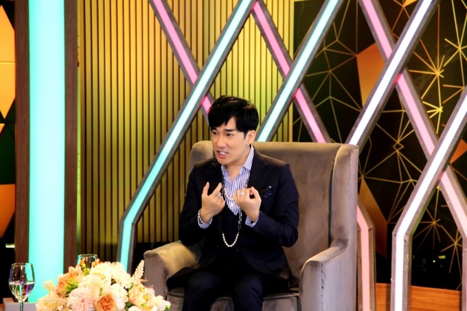 Ca sĩ Quang Hà.