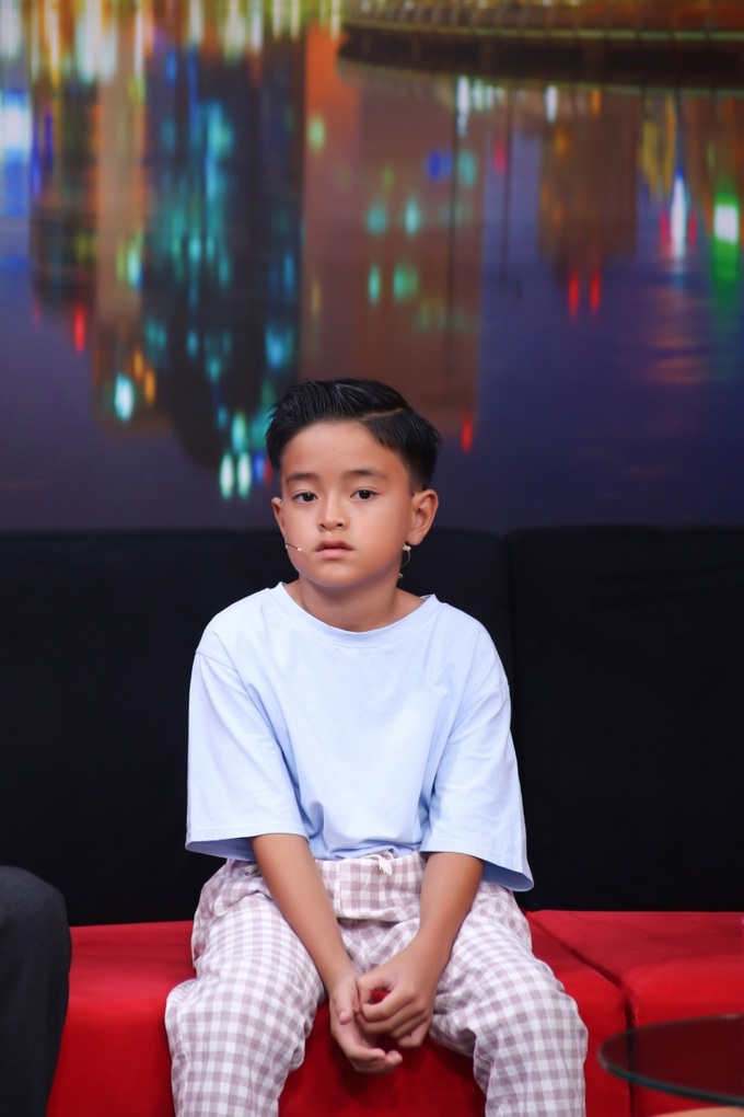 BE QUOC DUONG TRONG DIEU CON MUON NOI (24)