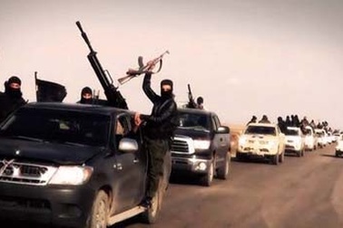 IS hành quyết, bêu xác người quay phim