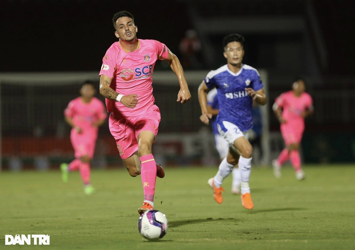Bị dẫn hai bàn, Sài Gòn FC ngược dòng hòa SHB Đà Nẵng - 7 Bị dẫn hai bàn, Sài Gòn FC ngược dòng hòa SHB Đà Nẵng - 7