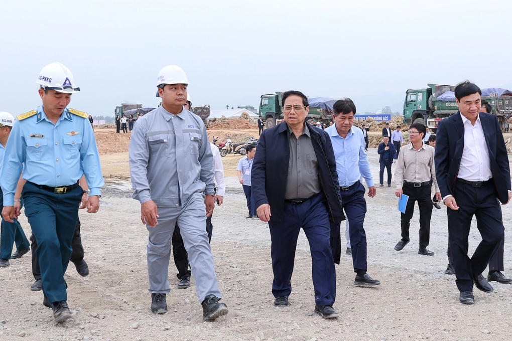 Thủ tướng: Vị trí đẹp phải dành cho sản xuất thay vì làm bất động sản - 1 Thủ tướng: Vị trí đẹp phải dành cho sản xuất thay vì làm bất động sản - 1