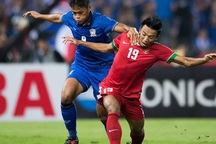 Hé lộ 4 ngôi sao Thái Lan có thể cùng HLV Kiatisuk gia nhập HA Gia Lai