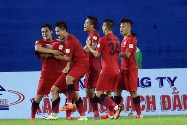 Lội ngược dòng thắng Hà Nội T&T, Hải Phòng tiếp tục dẫn đầu V-League