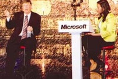 MC trong buổi giao lưu với Bill Gates là ai?