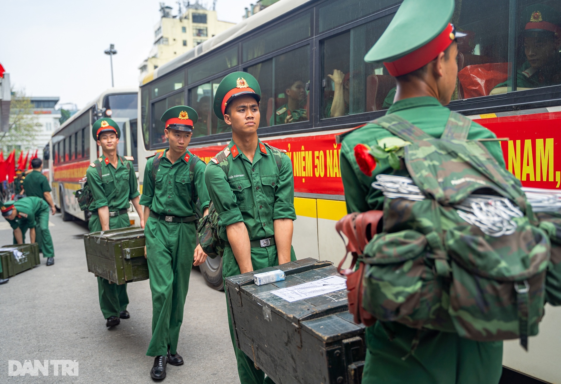 Rạng rỡ gương mặt chiến sĩ tham gia diễu binh, diễu hành trở về Thủ đô - 10 Rạng rỡ gương mặt chiến sĩ tham gia diễu binh, diễu hành trở về Thủ đô - 10