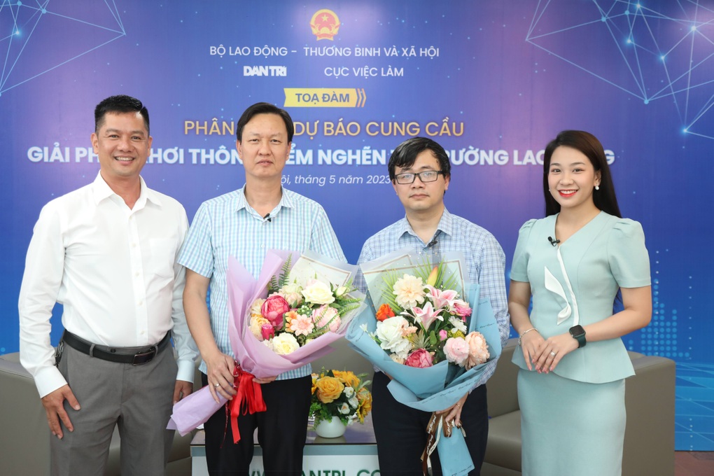 Phân tích, dự báo cung cầu, khơi thông điểm nghẽn thị trường lao động - 1 Phân tích, dự báo cung cầu, khơi thông điểm nghẽn thị trường lao động - 1