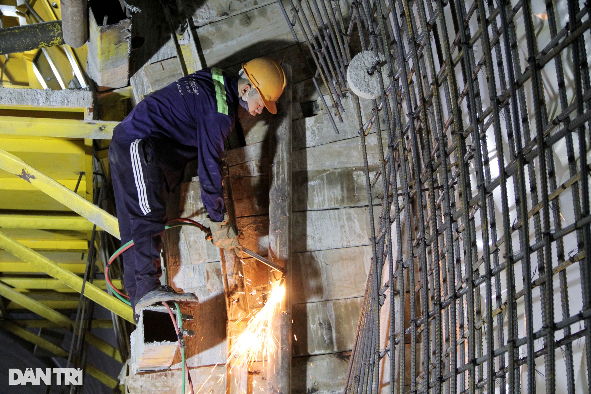 Công trường cao tốc Chí Thạnh - Vân Phong những ngày nghỉ lễ - 4 Công trường cao tốc Chí Thạnh - Vân Phong những ngày nghỉ lễ - 4