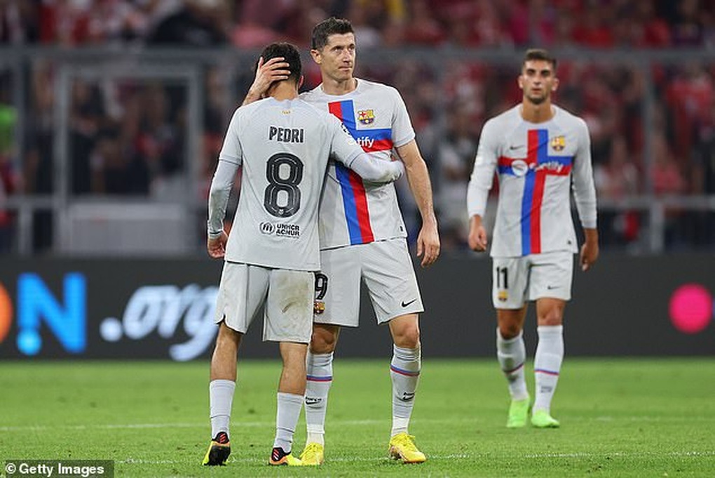Nhiều ông lớn bất ngờ bị đá văng khỏi Champions League - 1 Nhiều ông lớn bất ngờ bị đá văng khỏi Champions League - 1